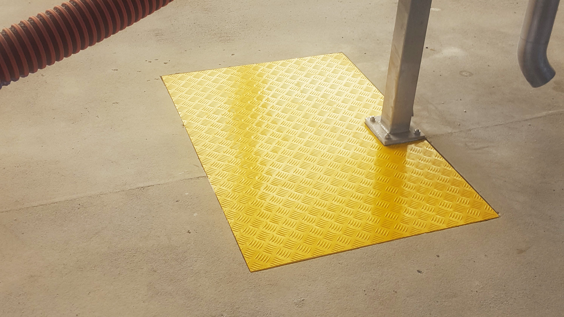 Bump pads 162832 resized