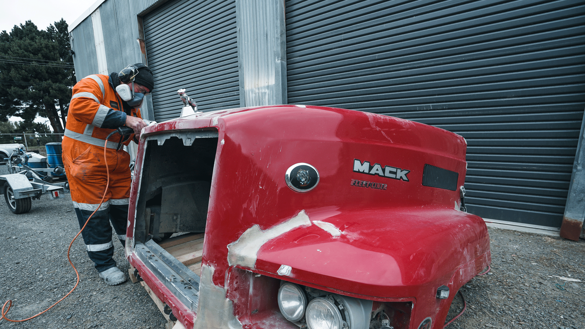 Truck bonnet Fi 236 Pete T